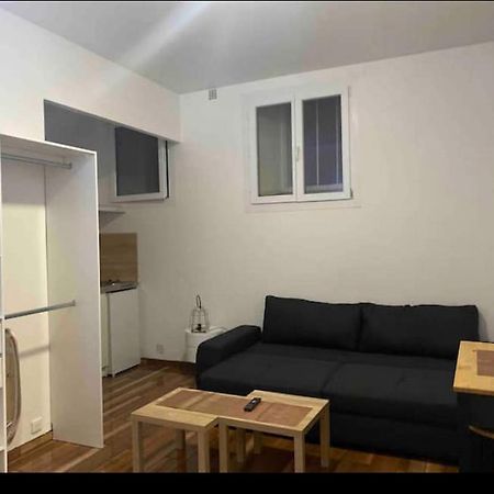 Studio Meuble Tout Equipe!! Boujan-sur-Libron Buitenkant foto